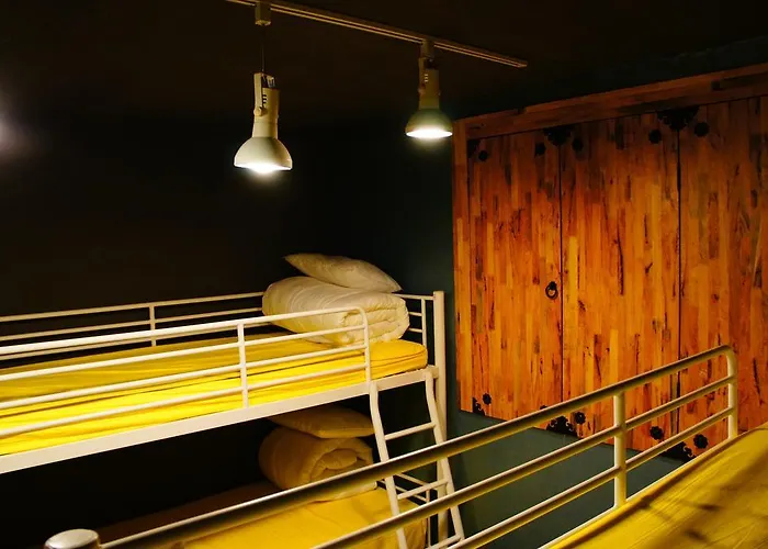 Owl Guest house *